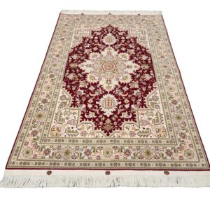persian tabriz silk/wool carpet 157 x 102 cm