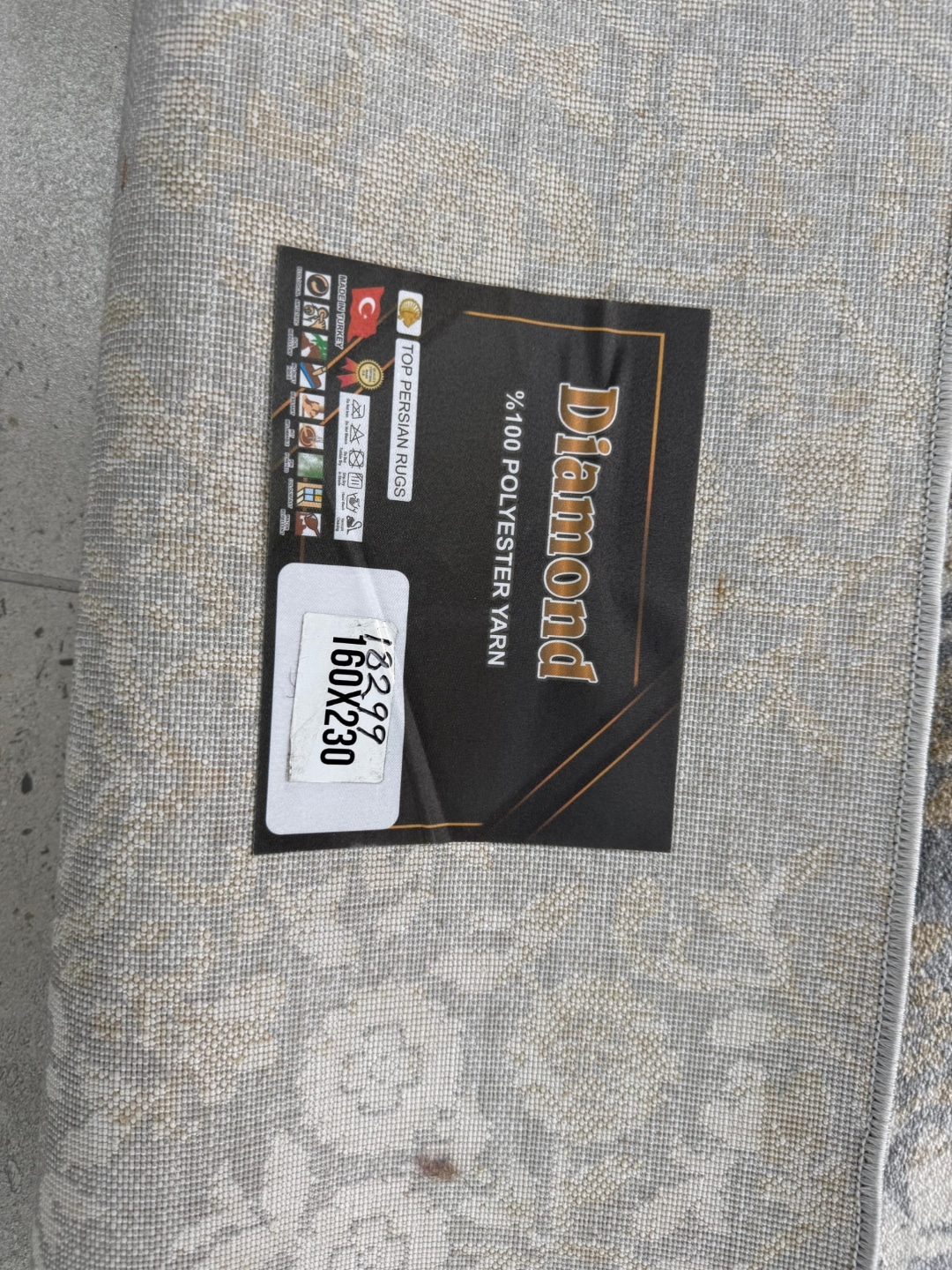 Vintage Diamond Carpet 230 x 160 CM - Image 4