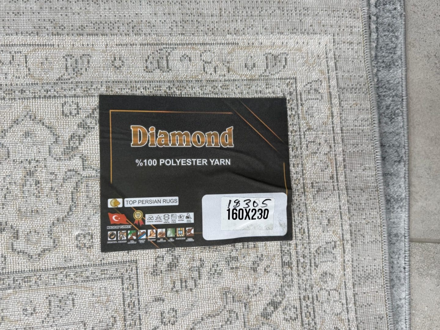 Vintage Diamond Carpet 230 x 160 CM - Image 4