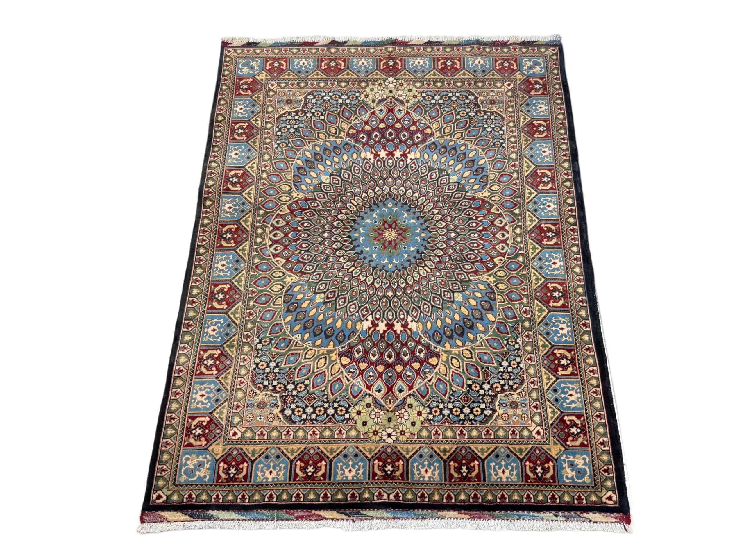 Peacock Patterned Persian 194 x 146 CM
