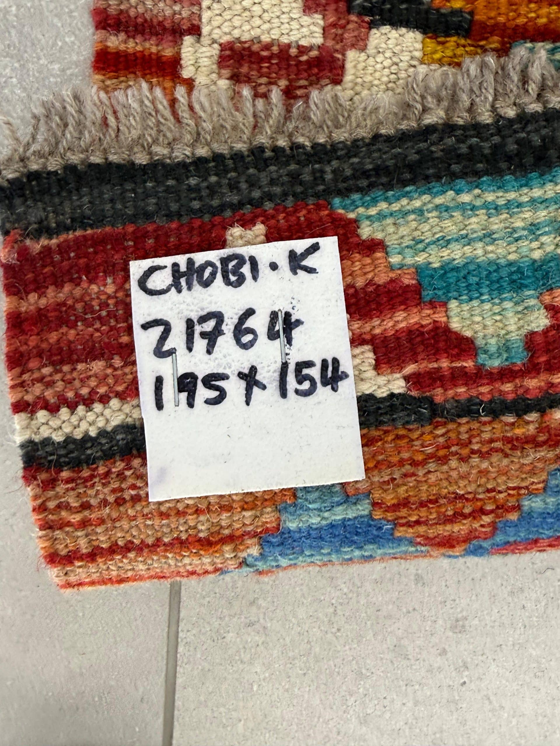 Handwoven Persian Kilim 195 x 154 CM - Image 4