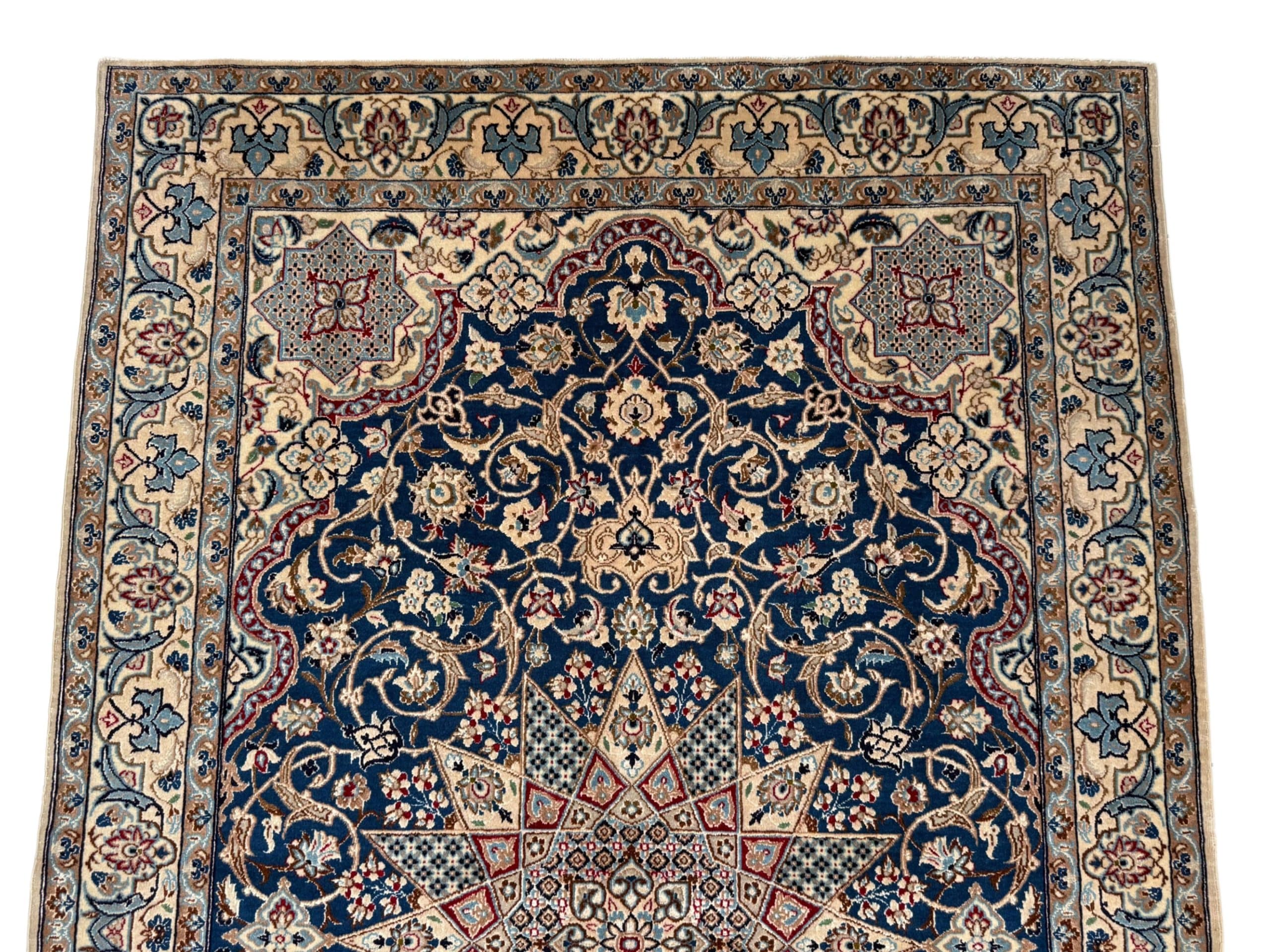 Silk & Wool Naeen 230 x 126 CM - Image 3