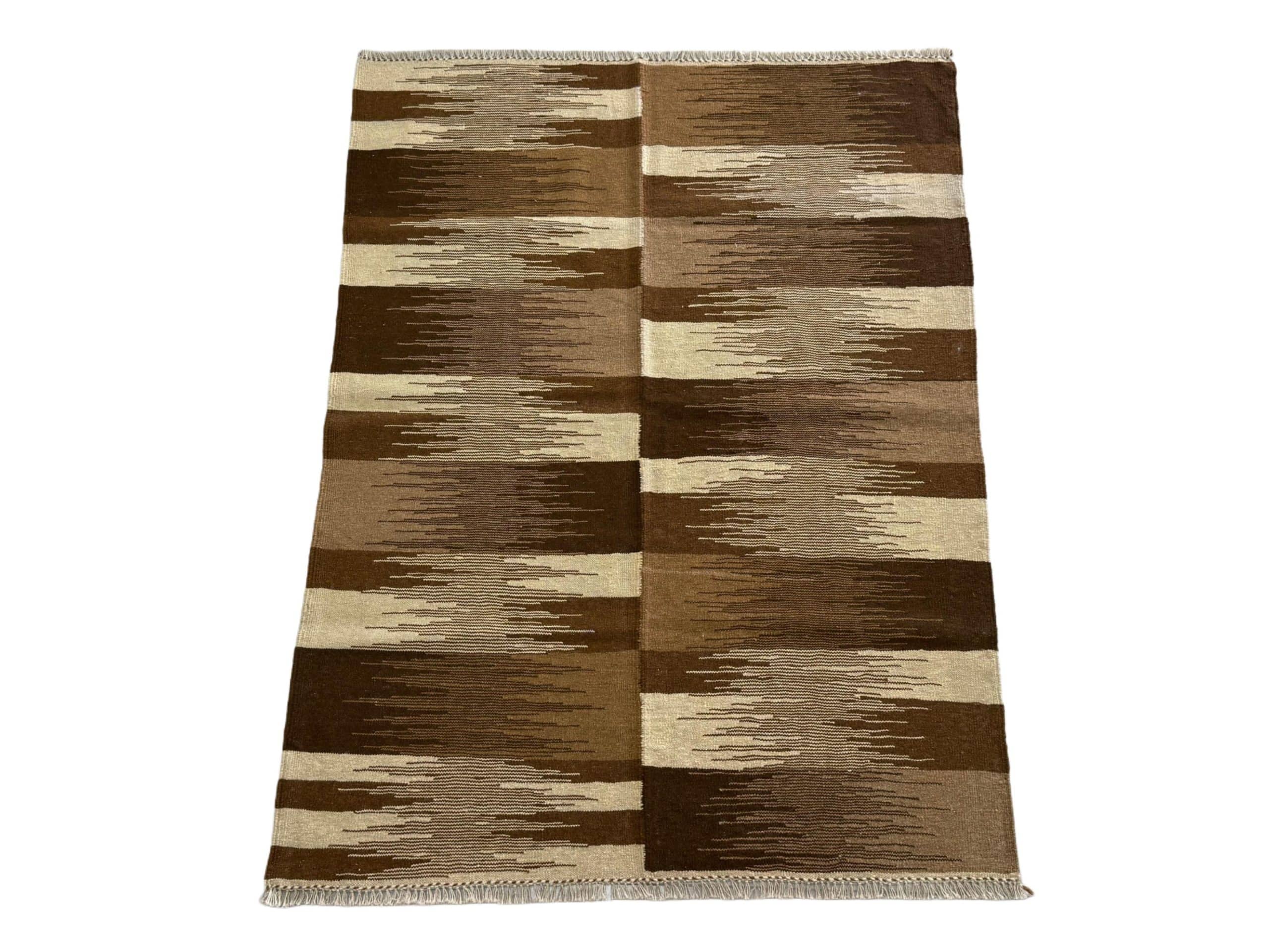 Handwoven Persian Kilim 204 x 150 CM