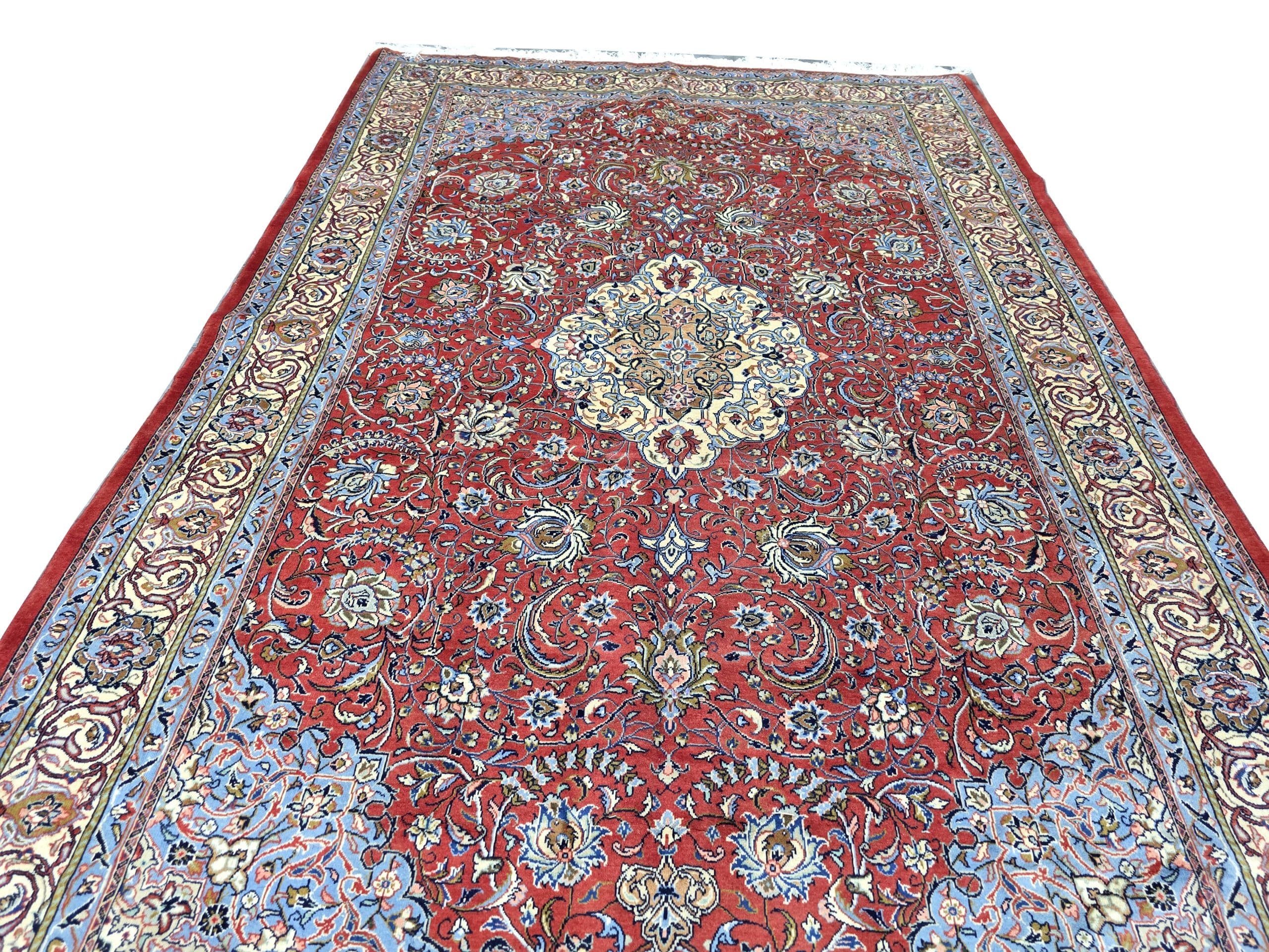 Persian Isfahan carpet 307 x 203 CM - Image 4