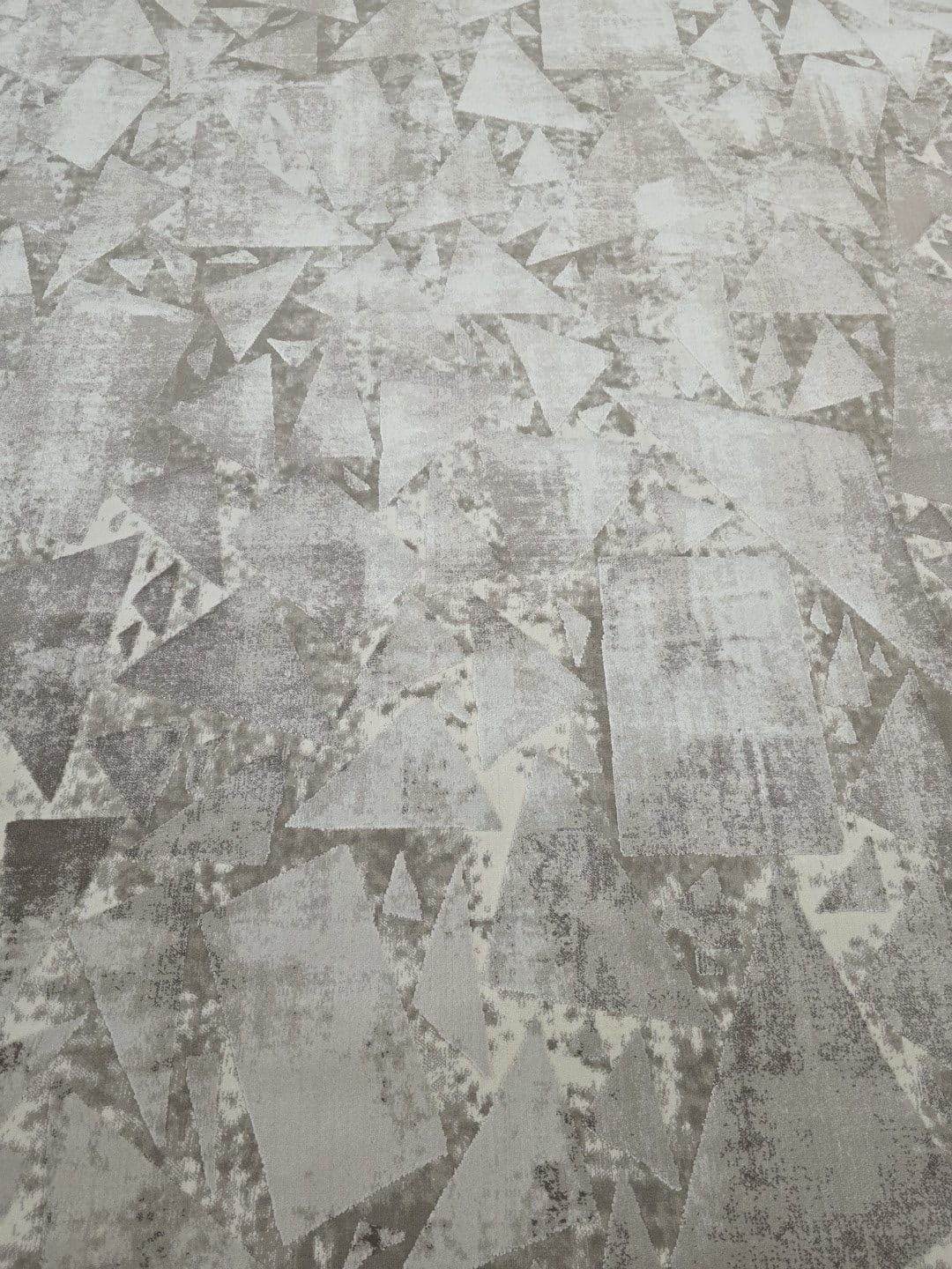 White Turkish Carpet 300 x 200 CM - Image 2