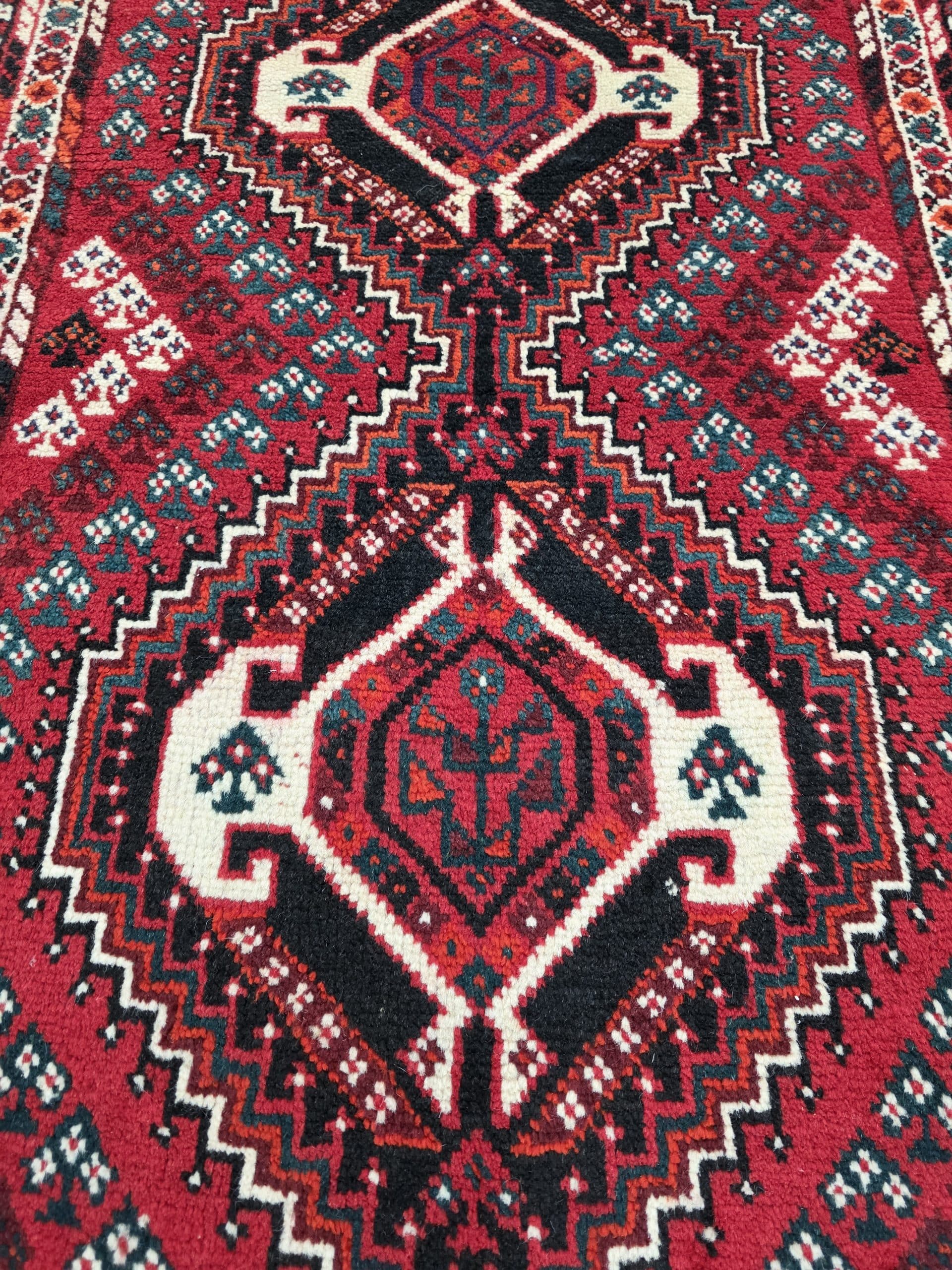 Shiraz Carpet 125 x 75 CM - Image 3